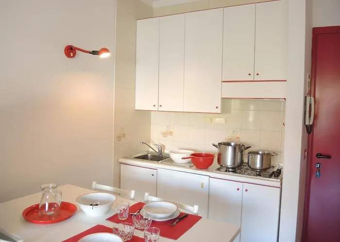 Pool And In Lejlighed