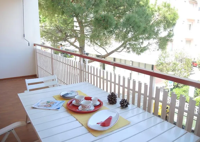 Pool And In Апартаменти Бібіоне